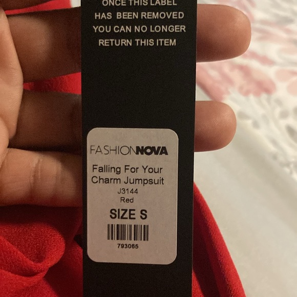 Sexy red jumpsuit - Picture 7 of 9